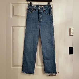 Levi's Ribcage Straight Ankle